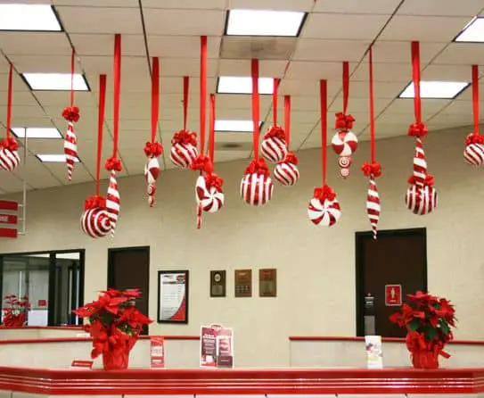 Office Holiday Decoration Ideas | Cubicle Decor | Chicago Office Movers
